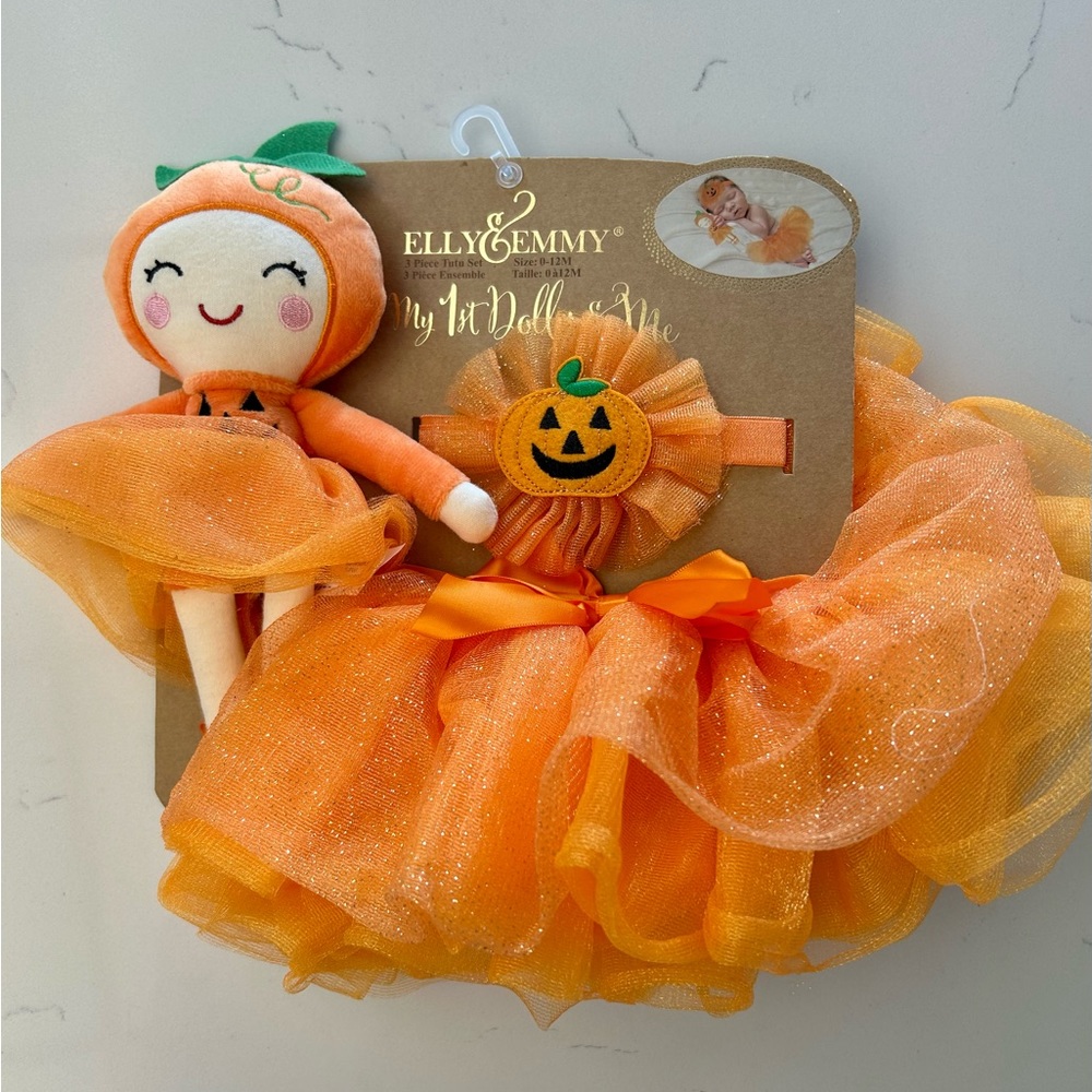 Newborn Baby Girl Photoshoot Pumpkin Costume